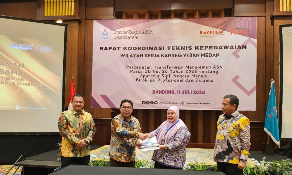 Rakor Teknis Kepegawaian Wilayah Kerja Kanreg VI BKN Medan sekaligus Penerimaan Penghargaan Pemprovsu Kategori Manajemen Talenta Terbaik