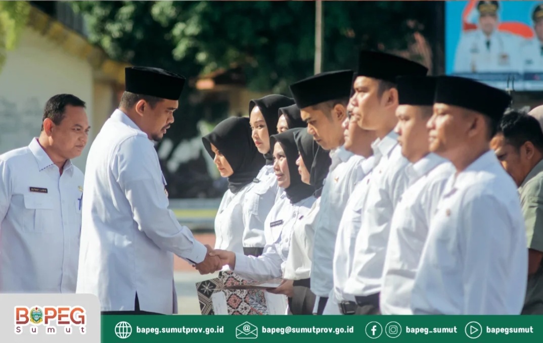 penyerahan-surat-keputusan-pegawai-pemerintah-dengan-perjanjian-kerja-paruh-waktu-di-lingkungan-pemerintah-provinsi-sumatera-utara